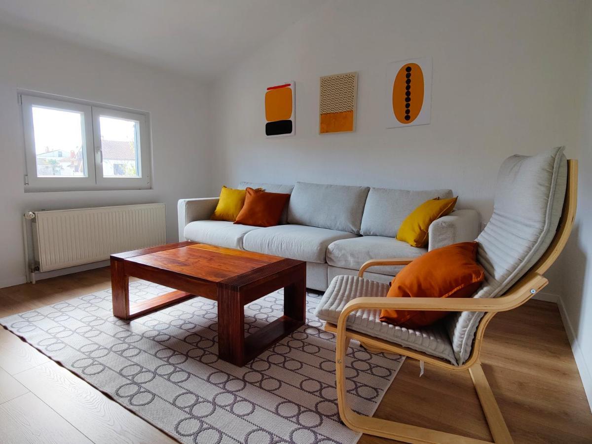 Apartment Lipa Ровінь Екстер'єр фото